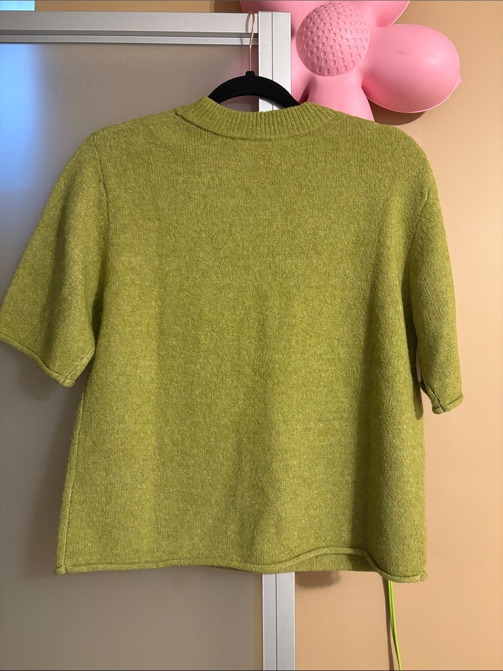 NEW Simons Contemporaine Short-Sleeve Knit Top in Green - Picture 8 of 9
